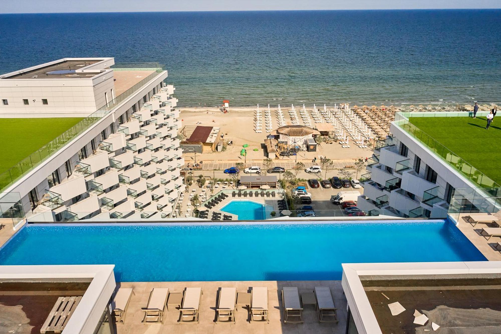 Crystal Beach - Infinity Pool & Spa Resort Navodari Luaran gambar
